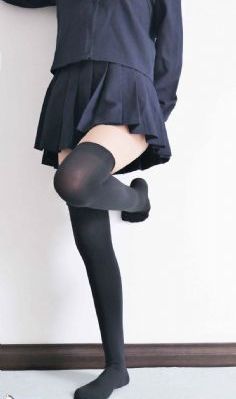老师含着我的奶边摸边做的视频_无广告免费播放高清电影